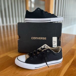 Very nice size 3 black and cream converses